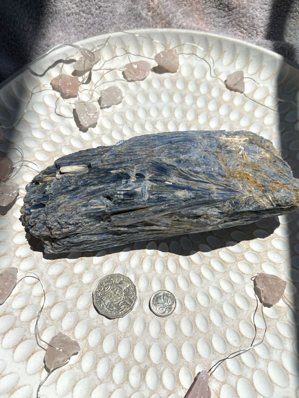 1732 kg Blue Kyanite Crystal AAA quality